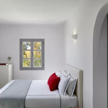 Kalisti & Hotel Fira (Santorini)