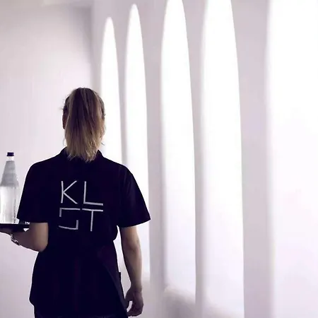 Kalisti & 4*
